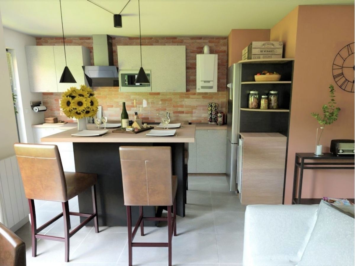 Cuisine appartement en VEFA (visuel 3D) cuisine avec mur terracotta et mur de briques et ilot central avec tabourets hauts - Consultante en aménagement intérieur en Gironde